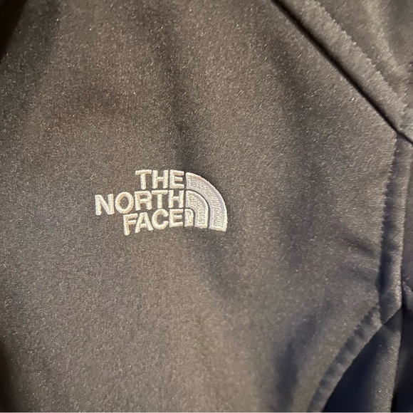 North Face Jacket Black Water Resistant Shell - Picture 4 of 7
